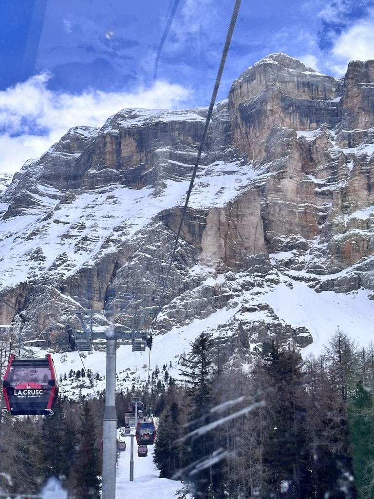 The La Crusc gondola